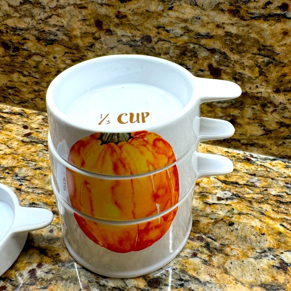 Set of (4) Stacking Measuring Cups - Fall, Thanksgiving, Pumpkin Theme - Ceramic - Picture 5 of 12